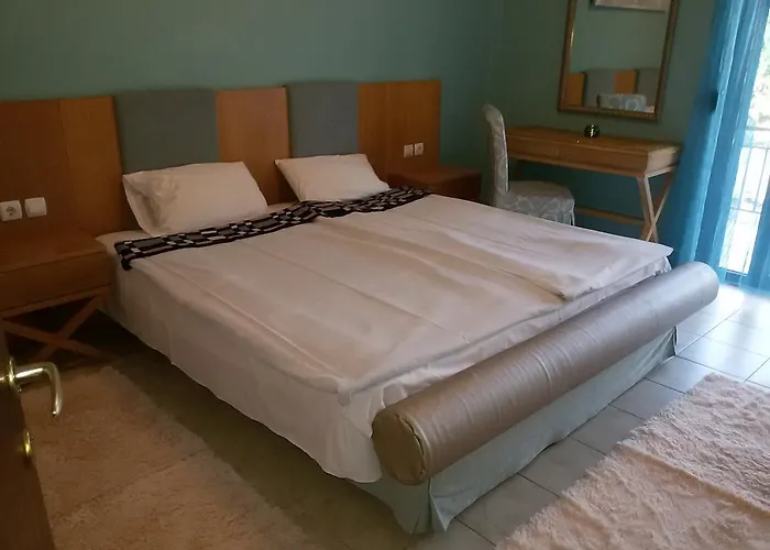Maria Apartman Políhrono