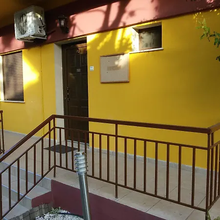 公寓 Maria 波利克罗诺